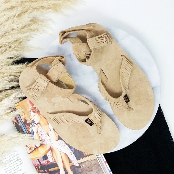 teva fringe sandal